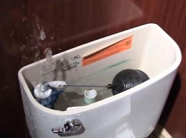 Toilet leak demands emergency plumbing in San Jose